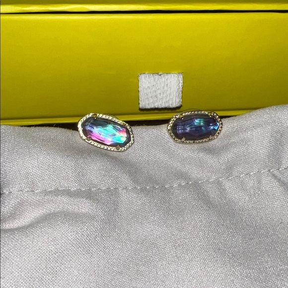 Kendra Scott Ellie earrings lilac abalone - Picture 1 of 1